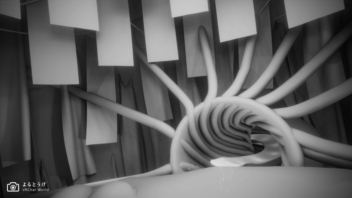 「よるとうげ」エントランスから穴に落ちたあとの風景。「あなぐらぐらし」を思い出します。子供たちの霊体についていき、この細い通路を歩いていくとメインステージに辿り着きます。